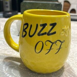 Cracker Barrel Yellow Buzz Off Bee Mug